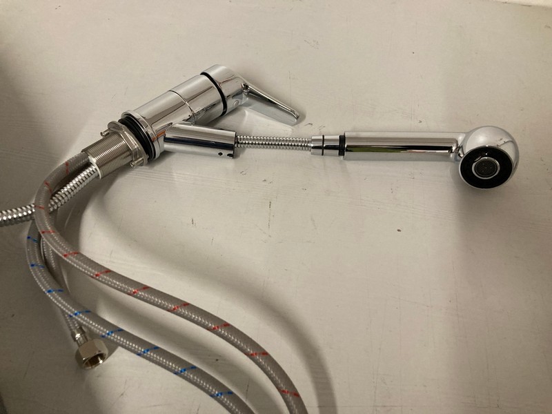 Lot 7  
            Nottingham SR3 - Delivery Only 

                
IBERGRIF SIVER SHOWER HEAD