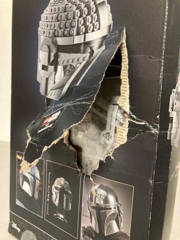 Lot 9  
            Nottingham SR3 - Delivery Only 

                
LEGO STAR WARS THE MANDOLORIAN