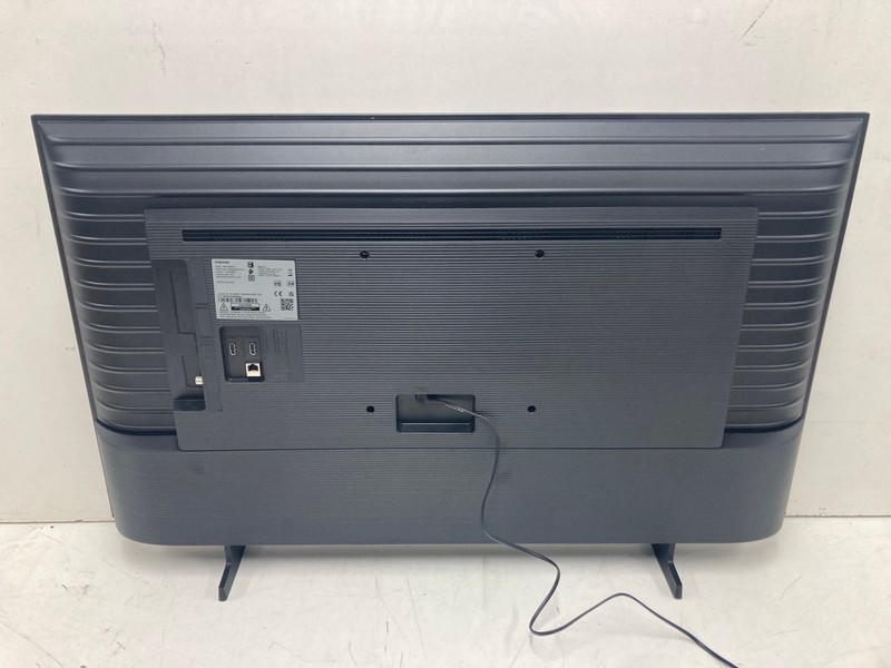 Lot 104  
            Nottingham SR4 - Collection Only 

                
SAMSUNG 43" 4K TV MODEL: UE43U8000FK (WITH REMOTES, WITH STAND, WITH BOX) (MARK I...