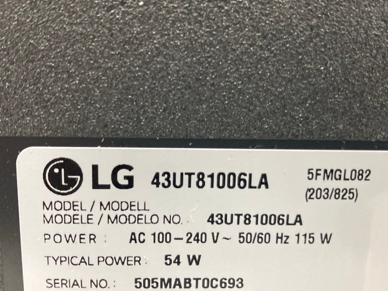 Lot 106  
            Nottingham SR4 - Collection Only 

                
LG 43" 4K TV MODEL: 43UT81006LA (NO REMOTE, WITH STAND, WITH BOX) (LINE ON SCREEN...