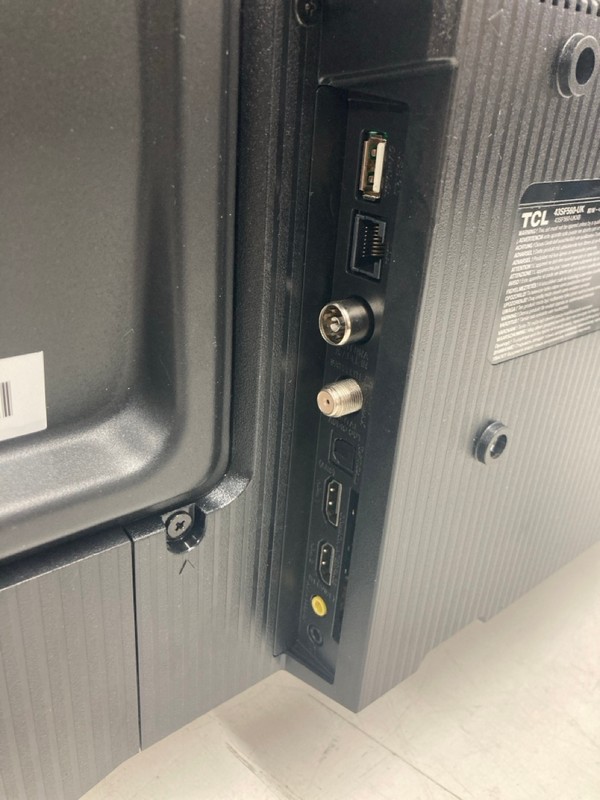 Lot 107  
            Nottingham SR4 - Collection Only 

                
TCL 43" FIRE TV MODEL: 43SF560-UK (NO REMOTE, WITH STAND, WITH BOX) (SMASHED) (CO...