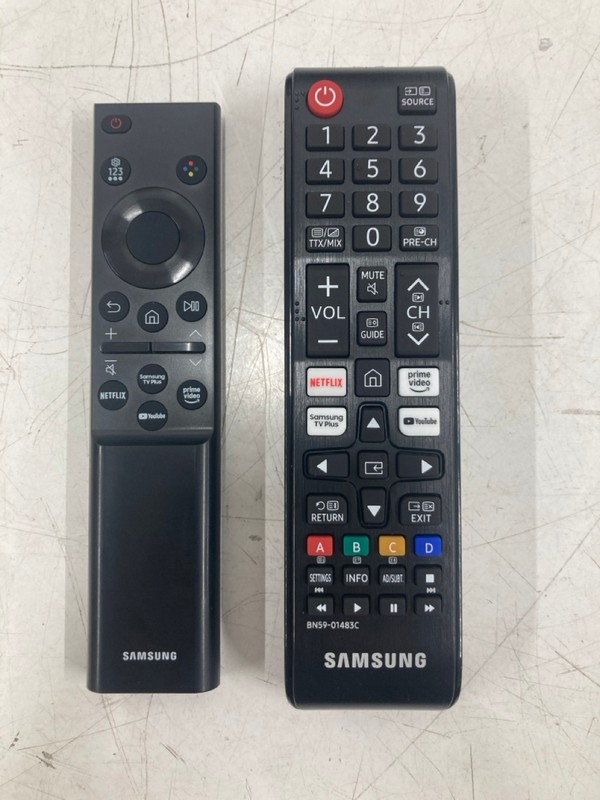 Lot 119  
            Nottingham SR4 - Collection Only 

                
SAMSUNG 43" 4K TV MODEL: UE43U8000FK (WITH REMOTES, NO STAND, NO BOX) (CASE DAMAG...