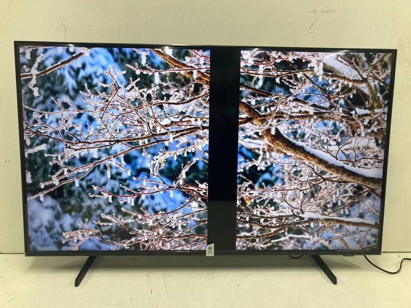 Lot 122  
            Nottingham SR4 - Collection Only 

                
SAMSUNG 43" 4K TV MODEL: UE43DU7100K (NO REMOTE, WITH STAND, NO BOX) (DISPLAY FAU...