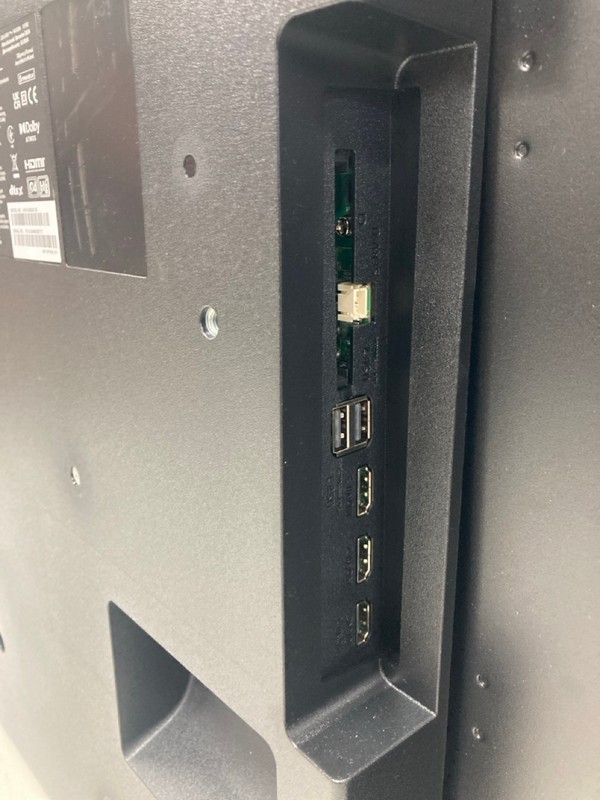 Lot 124  
            Nottingham SR4 - Collection Only 

                
PHILIPS 43" 4K TV MODEL: 43PUS8009/05 (NO REMOTE, NO STAND, WITH BOX) (LINE ON SC...