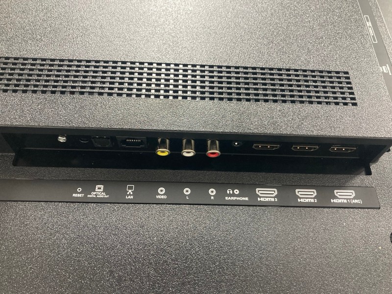 Lot 128  
            Nottingham SR4 - Collection Only 

                
JVC 43" ROKU TV MODEL: LT-43CR330A (MO REMOTE, NO STAND, NO BOX) (POWER/SYSTEM FA...