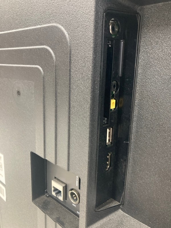 Lot 129  
            Nottingham SR4 - Collection Only 

                
JVC 43" FIRE TV MODEL: LT-43CF330 (NO REMOTE, NO STAND, NO BOX) (SCREEN BURN) (CO...