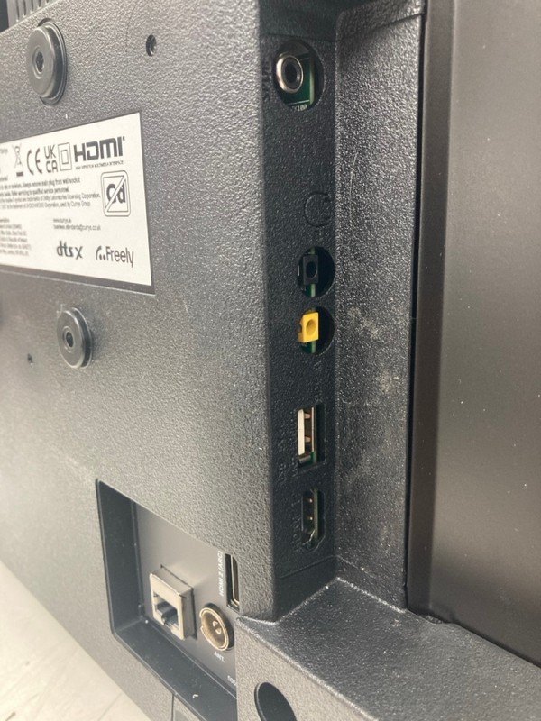 Lot 135  
            Nottingham SR4 - Collection Only 

                
JVC 32" SMART TV MODEL: LT-32CT150 (NO REMOTE, WITH STAND, WITH BOX) (POWER FAULT...