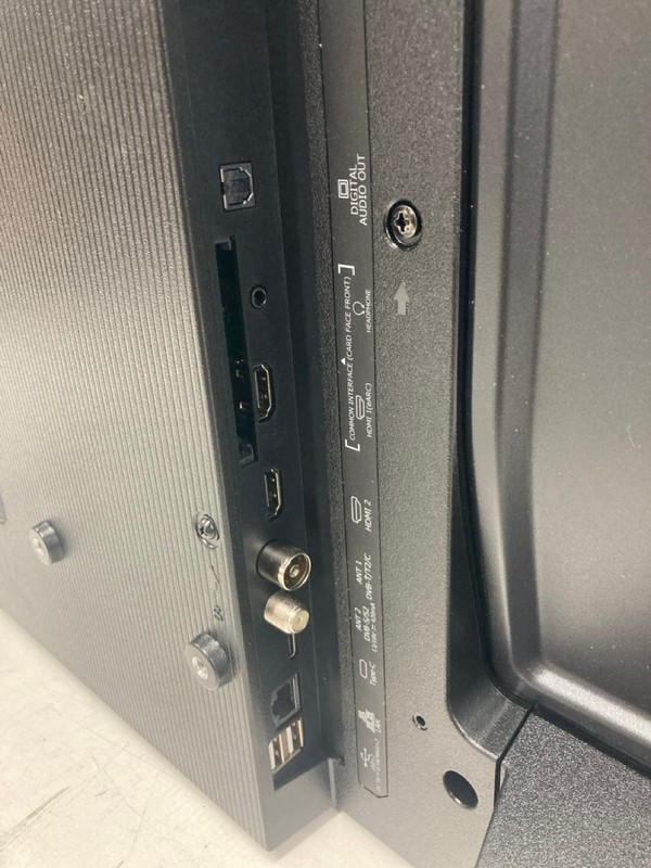 Lot 140  
            Nottingham SR4 - Collection Only 

                
HISENSE 32" HDTV MODEL: 32A5NQTUK (NO REMOTE, NO STAND, WITH BOX) (LINE ON SCREEN...