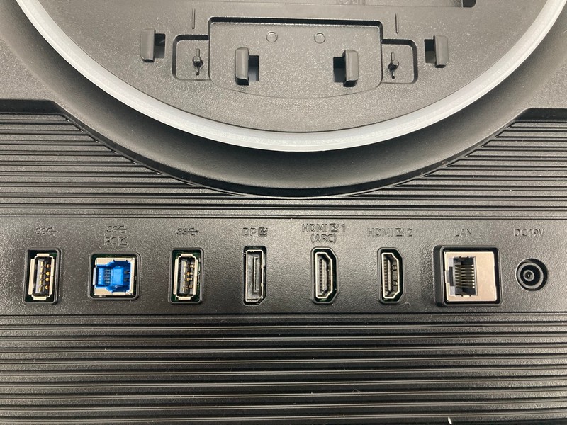 Lot 148  
            Nottingham SR4 - Collection Only 

                
SAMSUNG 32" SMART MONITOR MODEL: S32DG702EU (WITH REMOTE, WITH STAND, WITH BOX) (...