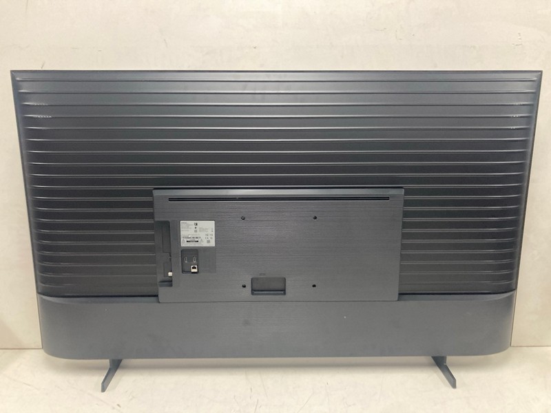 Lot 27  
            Nottingham SR4 - Collection Only 

                
SAMSUNG 65" 4K TV MODEL: UE65U8000FK (WITH REMOTES, WITH STAND, NO BOX) (CASE DAM...