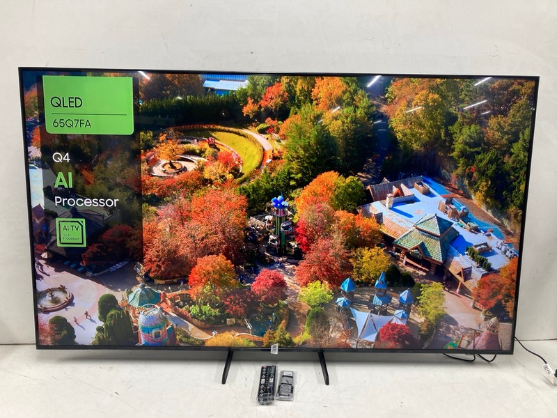 Lot 28  
            Nottingham SR4 - Collection Only 

                
SAMSUNG 65" QLED TV MODEL: QE65Q7FAAU (WITH REMOTES, WITH STAND, WITH BOX) (PRESS...