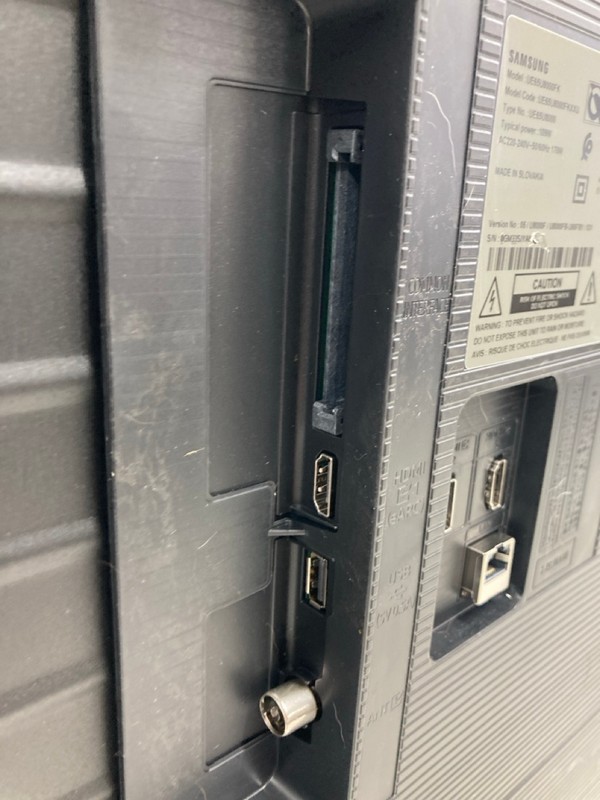 Lot 34  
            Nottingham SR4 - Collection Only 

                
SAMSUNG 65" 4K TV MODEL: UE65U8000F (NO REMOTE, NO STAND, WITH BOX) (CASE DAMAGE,...