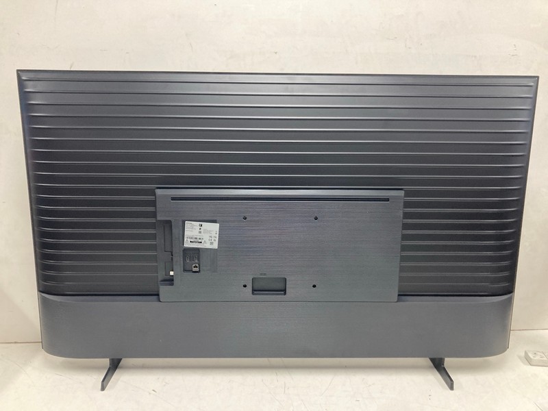 Lot 37  
            Nottingham SR4 - Collection Only 

                
SAMSUNG 65" 4K TV MODEL: UE65U8000F (WITH REMOTE, WITH STAND, NO BOX) (COLLECTION...