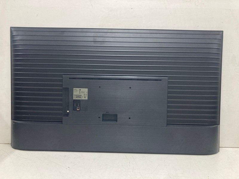 Lot 39  
            Nottingham SR4 - Collection Only 

                
SAMSUNG 65" 4K TV MODEL: UE65U8000F (NO REMOTE, NO STAND, WITH BOX) (PRESSURE MAR...