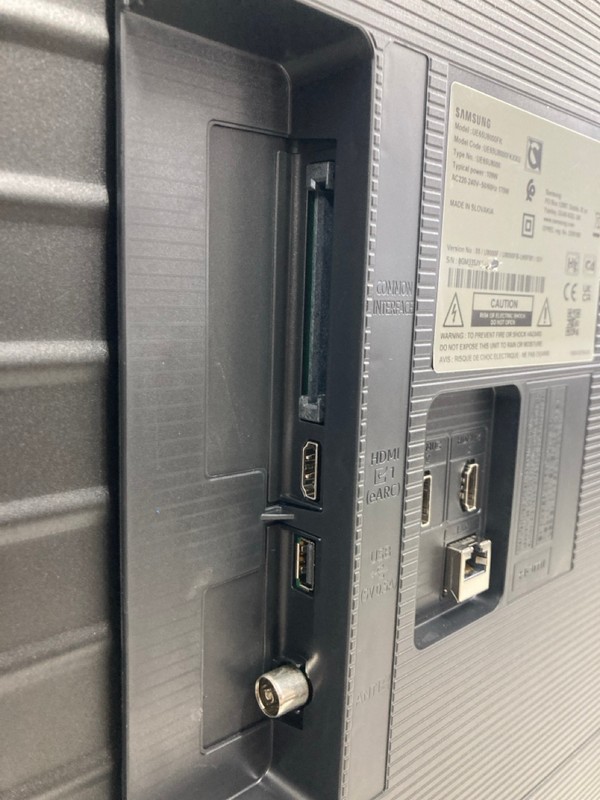 Lot 42  
            Nottingham SR4 - Collection Only 

                
SAMSUNG 65" 4K TV MODEL: UE65U8000F (NO REMOTES, NO STAND, WITH BOX) (CASE DAMAGE...