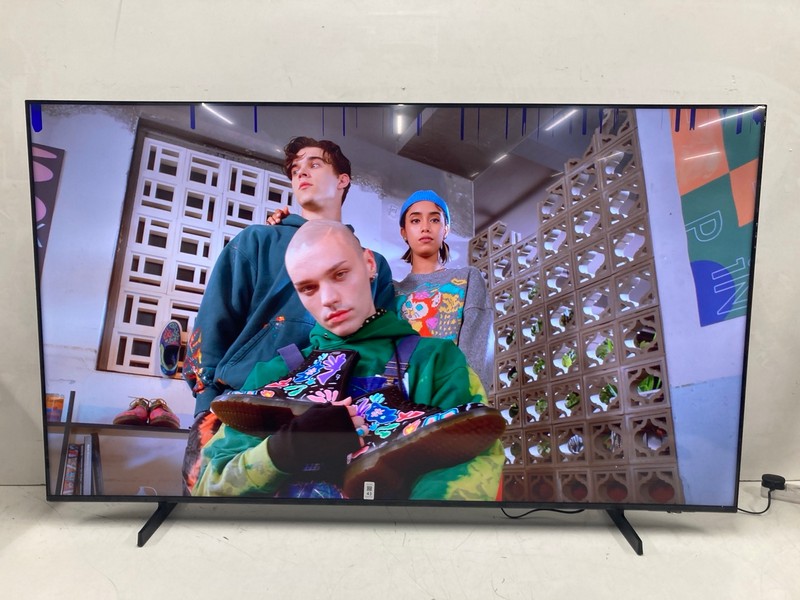 Lot 43  
            Nottingham SR4 - Collection Only 

                
SAMSUNG 65" 4K TV MODEL: UE65U8000F (NO REMOTES, WITH STAND, WITH BOX) (CRACKED S...