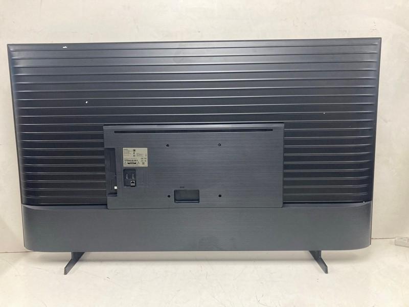 Lot 43  
            Nottingham SR4 - Collection Only 

                
SAMSUNG 65" 4K TV MODEL: UE65U8000F (NO REMOTES, WITH STAND, WITH BOX) (CRACKED S...