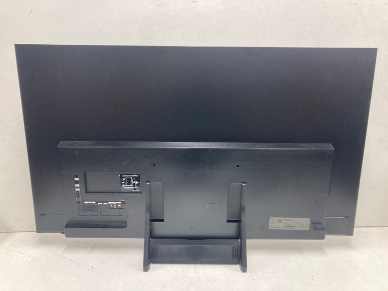 Lot 55  
            Nottingham SR4 - Collection Only 

                
SAMSUNG 55" OLED 4K TV MODEL: QE55S90D (NO REMOTE, WITH STAND, WITH BOX) (DISPLAY...