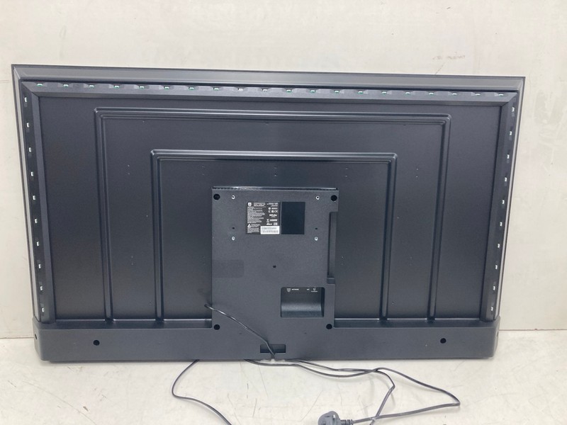 Lot 61  
            Nottingham SR4 - Collection Only 

                
PHILIPS 55" 4K TV MODEL: 55PUS8000/05 (WITH REMOTE, NO STAND, NO BOX) (LINE ON SC...