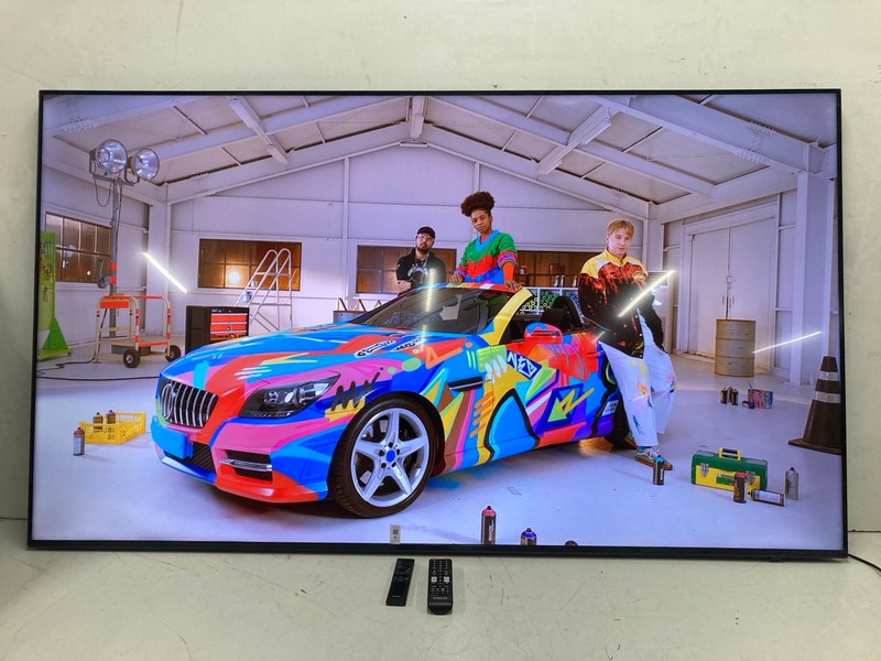 Lot 6  
            Nottingham SR4 - Collection Only 

                
SAMSUNG 75" 4K TV MODEL: UE75U8000FK (WITH REMOTES, NO STAND, NO BOX) (MARKS IN S...