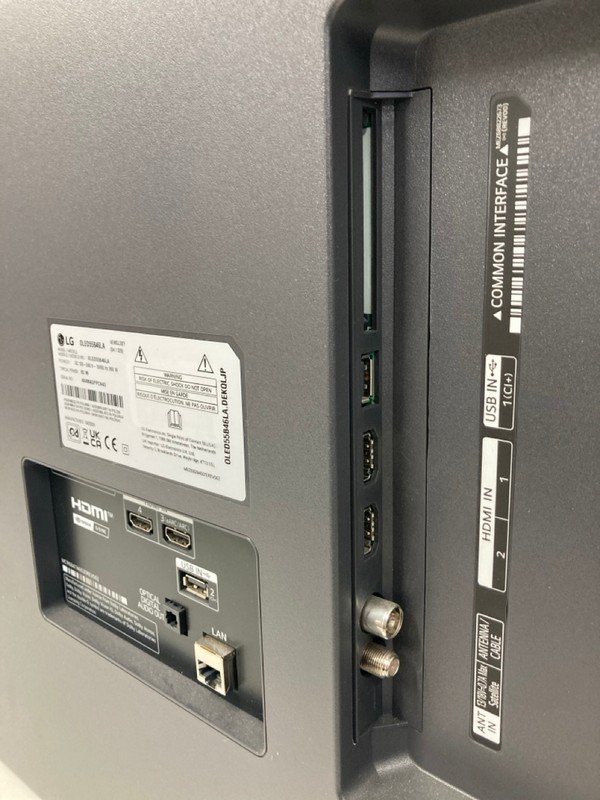 Lot 70  
            Nottingham SR4 - Collection Only 

                
LG 55" OLED TV MODEL: OLED55B46LA (NO REMOTE, WITH STAND, NO BOX) (LINE ON SCREEN...