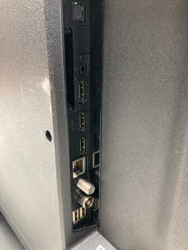 Lot 82  
            Nottingham SR4 - Collection Only 

                
PANASONIC 50" OLED 4K TV MODEL: TV-50W80AEY (NO REMOTE, WITH STAND, NO BOX) (SCRA...