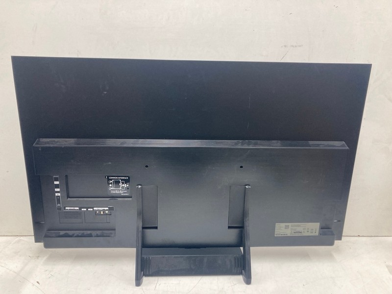 Lot 95  
            Nottingham SR4 - Collection Only 

                
SAMSUNG 48" OLED 4K TV MODEL: QE48S90D (NO REMOTE, WITH STAND, NO BOX) (SCREEN BU...