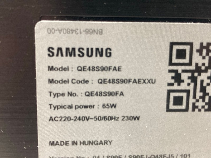 Lot 98  
            Nottingham SR4 - Collection Only 

                
SAMSUNG 48" QLED TV MODEL: QE48S90FAE (WITH REMOTE, NO STAND, WITH BOX) (LINE ON ...