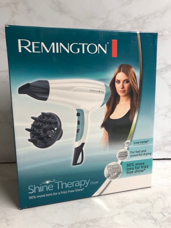 Lot 13  
            Nottingham SR5 - Delivery Only 

                
REMINGTON SHINE THERAPY HAIR DRYER & PHILIPS ONEBLADE 360 BLADE SHAVER