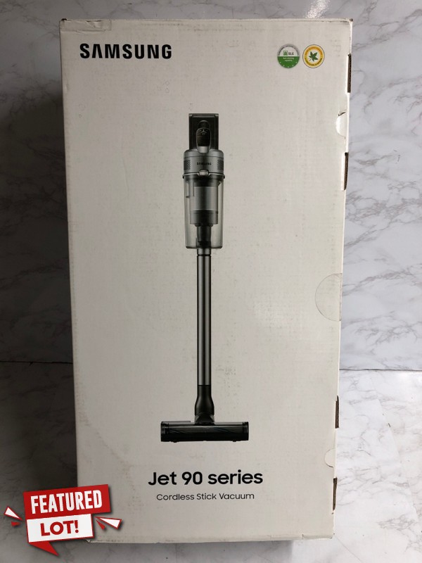 Lot 15  
            Nottingham SR5 - Delivery Only 

                
SAMSUNG JET 90 PRO CORDLESS STICK VACUUM - ORIGINAL RRP: £329