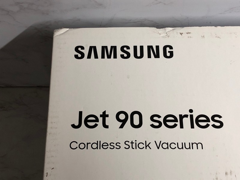 Lot 15  
            Nottingham SR5 - Delivery Only 

                
SAMSUNG JET 90 PRO CORDLESS STICK VACUUM - ORIGINAL RRP: £329