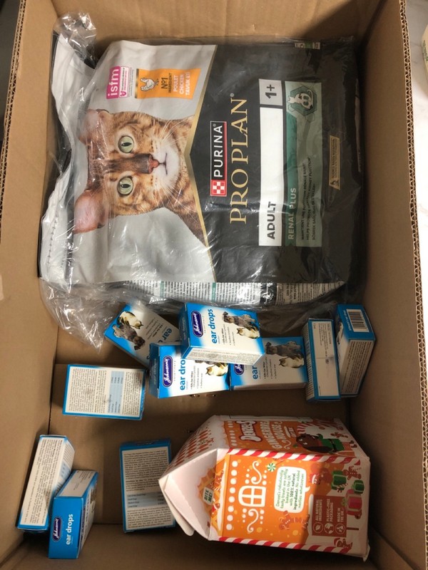 Lot 163  
            Nottingham SR5 - Delivery Only 

                
BOX OF PET FOOD ITEMS TO INC WHISKAS