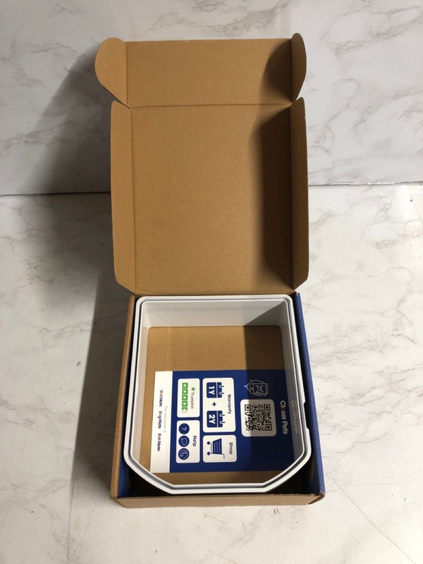 Lot 167  
            Nottingham SR5 - Delivery Only 

                
BOX OF PET ITEMS TO INC CLOSER PETS CAT MATE