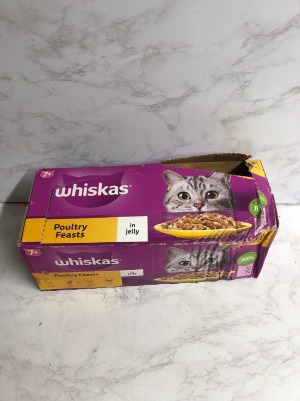 Lot 169  
            Nottingham SR5 - Delivery Only 

                
BOX OF PET ITEMS TO INC WHISKAS