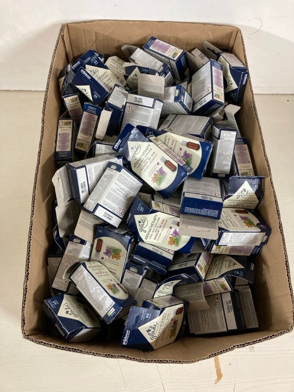 Lot 176  
            Nottingham SR5 - Delivery Only 

                
LARGE QTY OF GLADE AROMATHERAPY REFILLS
