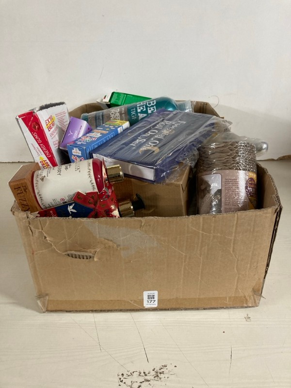 Lot 177  
            Nottingham SR5 - Delivery Only 

                
BOX OF VARIOUS ITEMS TO INC DR BECKMAN