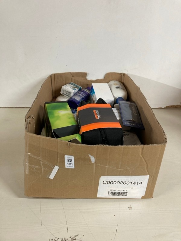 Lot 181  
            Nottingham SR5 - Delivery Only 

                
BOX OF VARIOUS ITEMS TO INC LOREAL MEN EXPERT GIFT SET