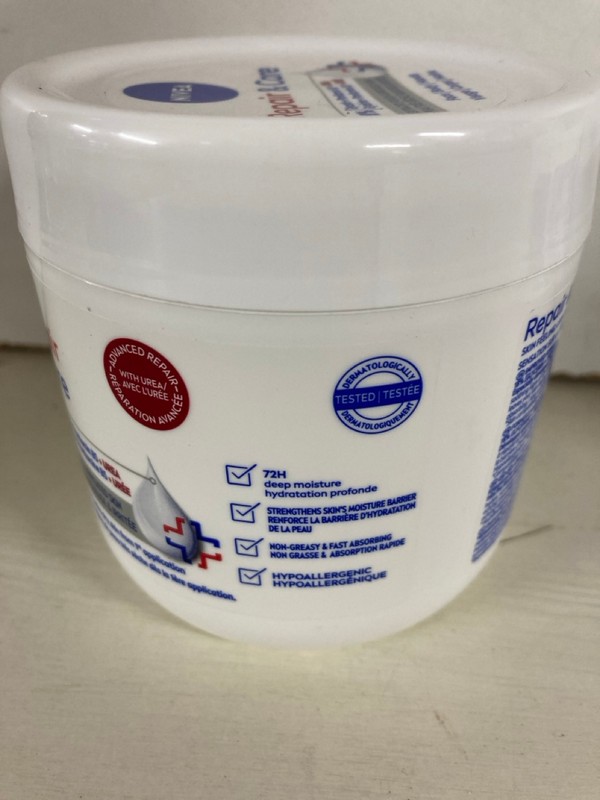 Lot 195  
            Nottingham SR5 - Delivery Only 

                
10 X NIVEA REPAIR & CARE CREAMS