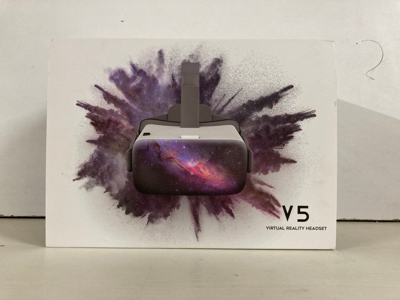Lot 216  
            Nottingham SR5 - Delivery Only 

                
DESTEK V5 VR HEADSET