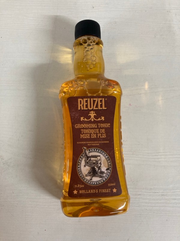 Lot 246  
            Nottingham SR5 - Delivery Only 

                
QTY OF REUZEL ITEMS TO INC EXTREME HOLD MATTE