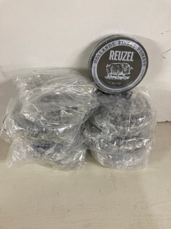 Lot 247  
            Nottingham SR5 - Delivery Only 

                
8 X REUZEL HAIR CREAMS