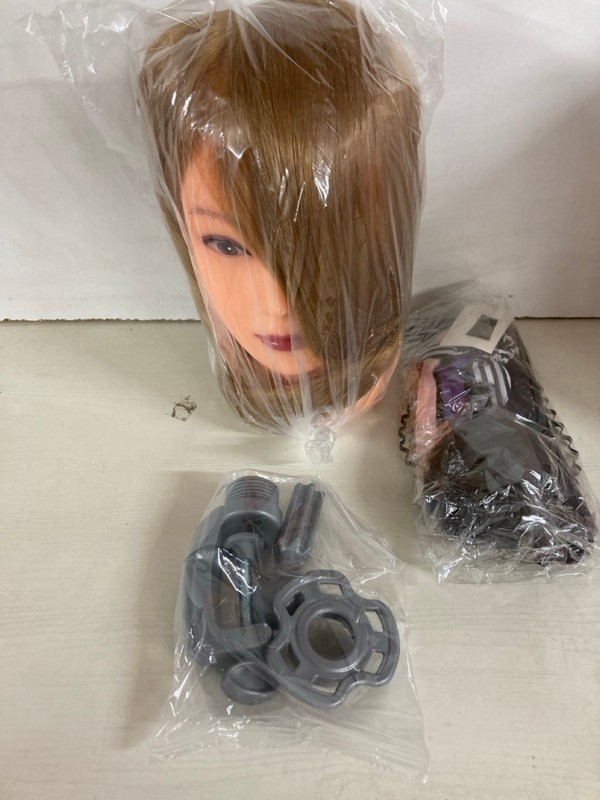 Lot 248  
            Nottingham SR5 - Delivery Only 

                
2 X NEVERLAND TRAINING HEADS - Image 4