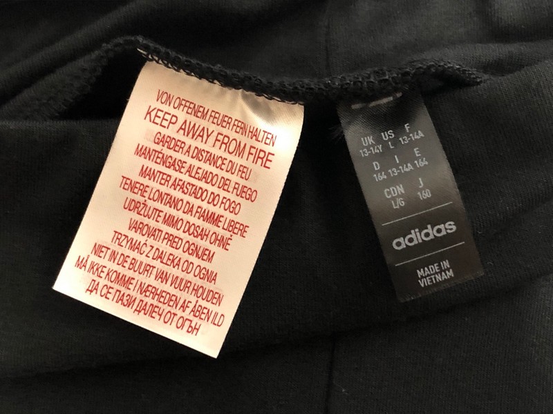 Lot 28  
            Nottingham SR5 - Delivery Only 

                
ADIDAS KIDS 3 STRIPE TRACKSUIT BOTTOMS SIZE:7-8 YEARS