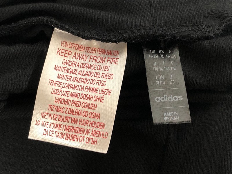 Lot 30  
            Nottingham SR5 - Delivery Only 

                
ADIDAS KIDS 3 STRIPE TRACKSUIT BOTTOMS SIZE:7-8 YEARS