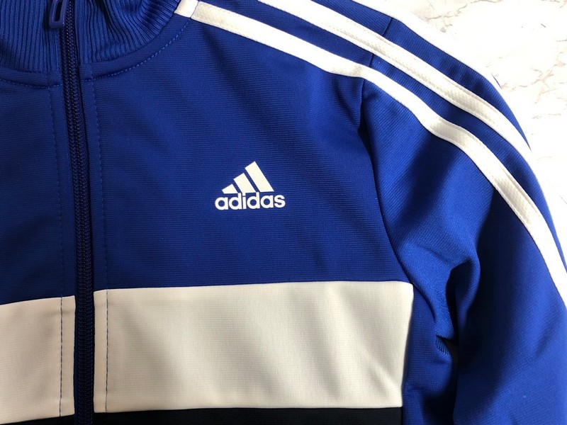 Lot 31  
            Nottingham SR5 - Delivery Only 

                
ADIDAS KIDS AEROREADY TIBERIO TRACKSUIT NAVY 7-8 YEARS