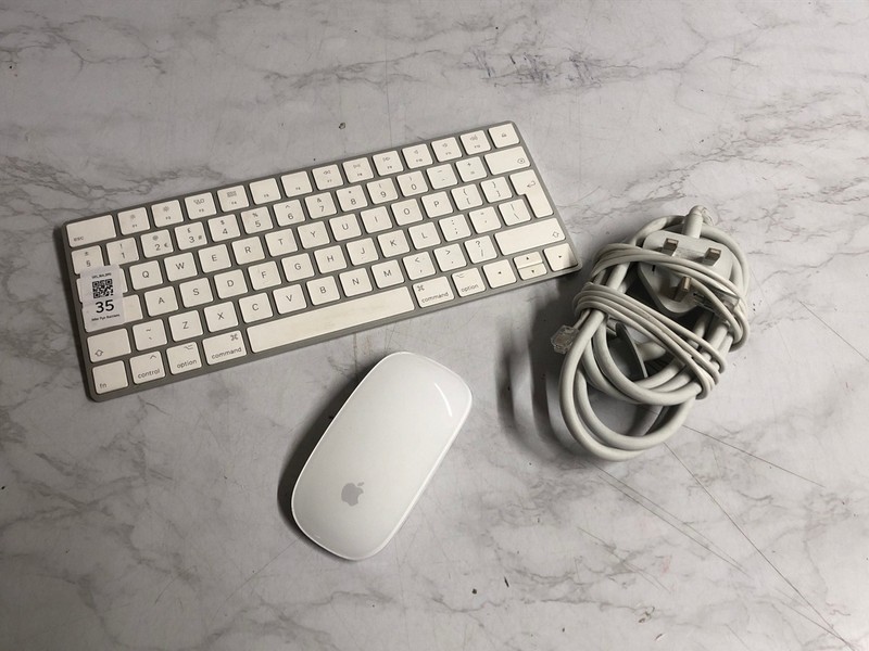 Lot 35  
            Nottingham SR5 - Delivery Only 

                
APPLE MAGIC KEYBOARD & APPLE MOUSE