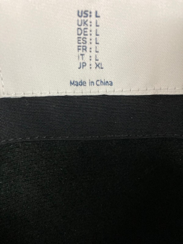 Lot 390  
            Nottingham SR5 - Delivery Only 

                
3 X WATER-RESISTANT INSULATED SNOW BIB DUNGAREES/OVERALLS - BLACK - SIZE UK LARGE...