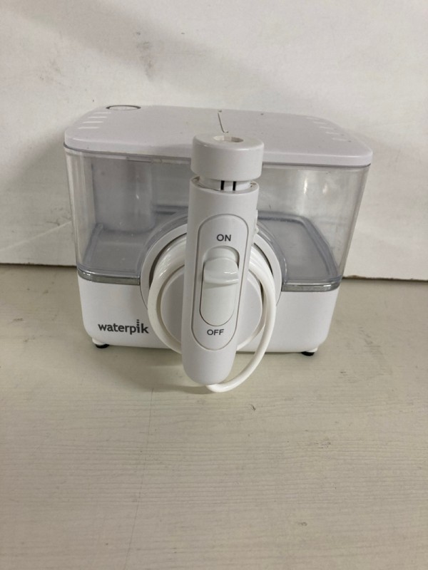 Lot 402  
            Nottingham SR5 - Delivery Only 

                
ION PROFESSIONAL WATERPIK WATER FLOSSER