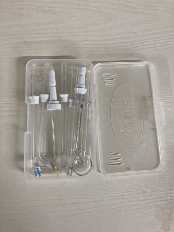 Lot 402  
            Nottingham SR5 - Delivery Only 

                
ION PROFESSIONAL WATERPIK WATER FLOSSER
