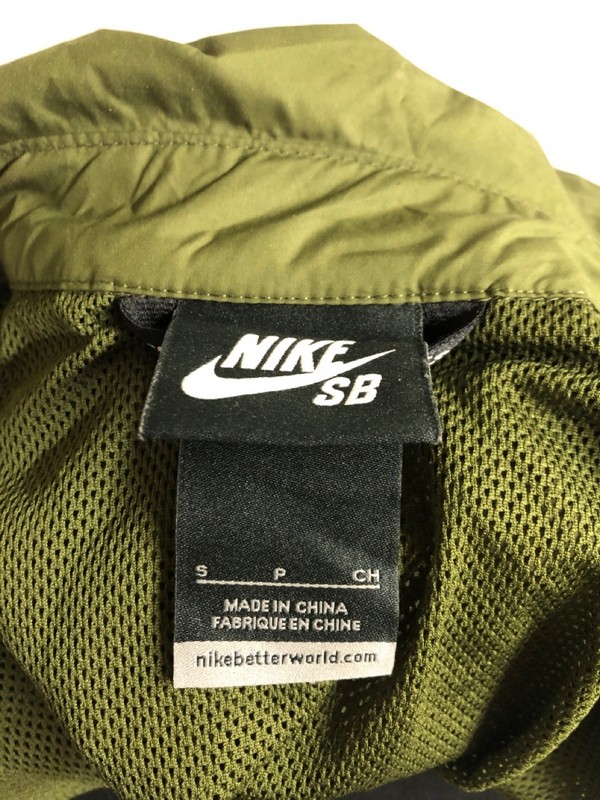 Lot 41  
            Nottingham SR5 - Delivery Only 

                
NIKE SB MENS JACKET SIZE: UK S
